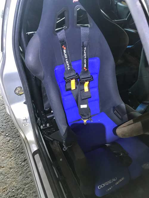 Renault Clio 172 race seat fitting