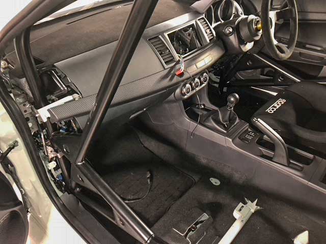Mitsubishi Evo 10 reflocked dashboard