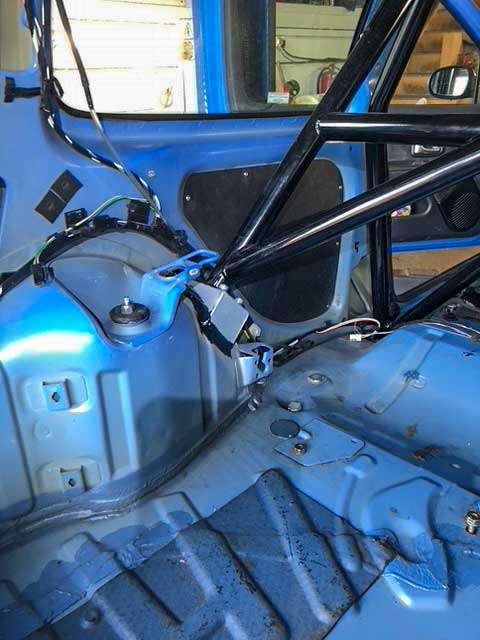Fulcrum Half Roll Cage finished installation detail