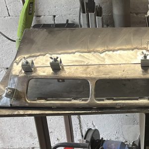 Porsche 944 GTSoriginal vents ready to weld in to repair panel