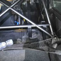 Renault Clio 172 half roll cage installation